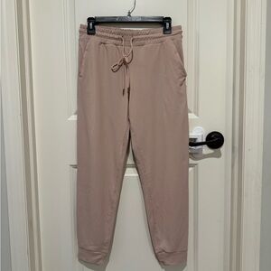 Women’s  Casual Jogger Pants - Tan